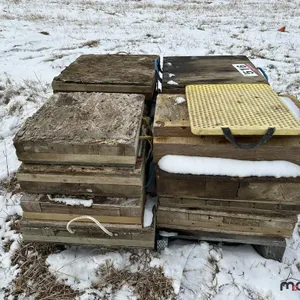 Pallet of Jack Pads
 UNRESERVED