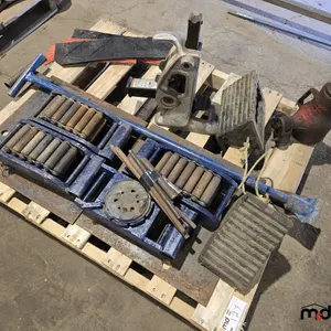 Pallet of Heavy Duty Crane Skates & Jackall's
 UNRESERVED