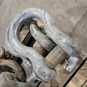 (2) 2.5" Clevises
 UNRESERVED