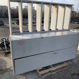 Metal Cabinet & Shelf
 UNRESERVED