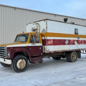 1980 International 1824 4x2 Wash Van Truck
