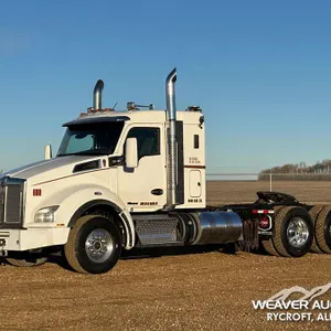 2020 KENWORTH T880 T/A SLEEPER TRUCK TRACTOR