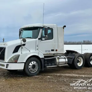 2007 VOLVO VNL T/A DAY CAB TRUCK TRACTOR