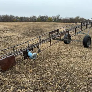 30’ Malco bale elevator