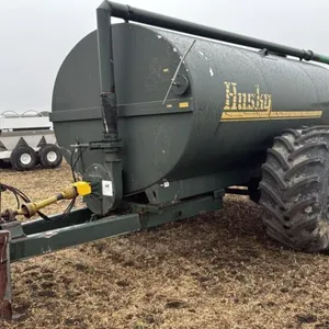 5000 gal Husky tandem axle liquid manure wagon  s/n SE001516