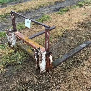 2 prong bale fork loader mount (Unit B)