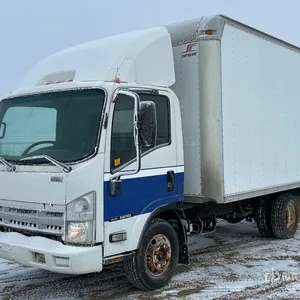 2007 Isuzu NPR 4x2 Van Truck