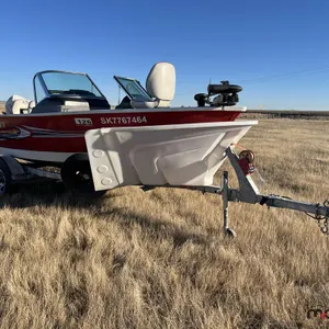 2010 Starcraft 16' Boat w/ Evinrude E-Tec Motor and 1985 S/S Homebuilt Utility Trailer
 UNRESERVED