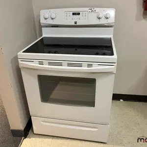 Kenmore Oven
 UNRESERVED