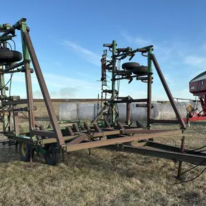 35’ John Deere 1610 tillage s/n- 016582