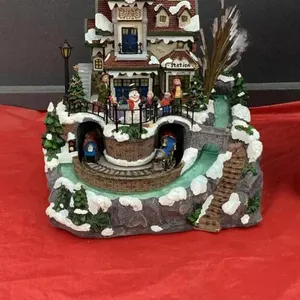 CHRISTMAS VILLAGE TRAIN STATION