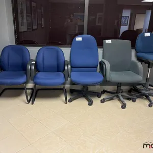 (5) Assorted Office Chairs
 UNRESERVED