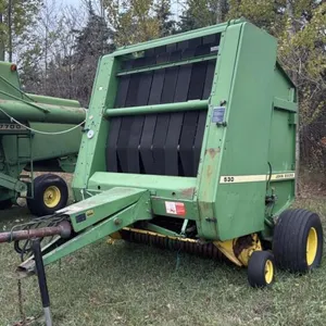 John Deere 530 round baler s/n 688429