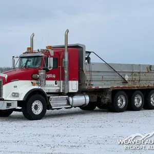 2015 KENWORTH T800 TRI/A SLEEPER DUMP TRUCK