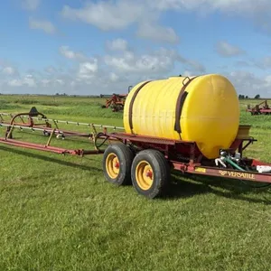 68’ Versatile 580 field sprayer s/n012811
