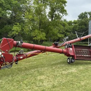 Sakundiak SLMD10-2000 pto swing hopper auger, S/N: 70568