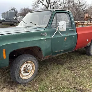 1976 GMC Sierra 2500 Truck (NOT RUNNING) with mounted Besler Industries truck mount hydraulic bale unroller, ODO N/A, VIN:TKL2461526927, Owner: Lauren