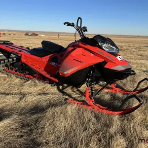 2019 Ski-Doo Summit X Snowmobile
 UNRESERVED