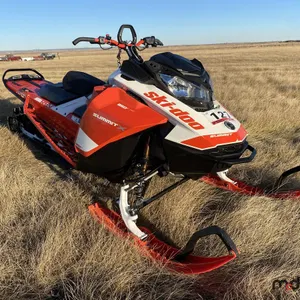 2020 Ski-Doo Summit X Snowmobile
 UNRESERVED