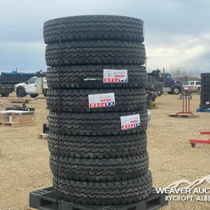 (8) KAPSEN 11R24.5 TRUCK TIRES