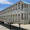 2006 Barrett livestock trailer