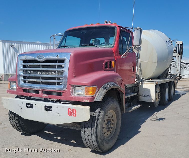 2007 Sterling  LT9511 ready mix truck