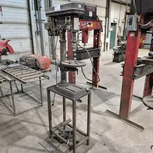 16-Speed Pillar Drill w/ Stand and Vice
 UNRESERVED