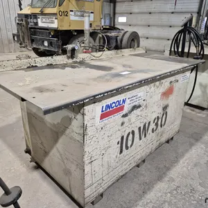 Lincoln Bench Top Tank w/ Hoses
 UNRESERVED