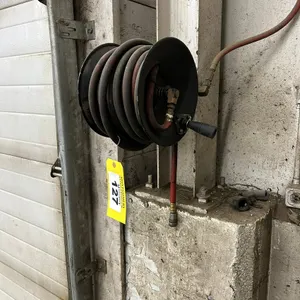 AIR HOSE & REEL