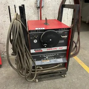 LINCOLN ELECTRIC IDEALARC 250 CONSTANT CURRENT ARC WELDER