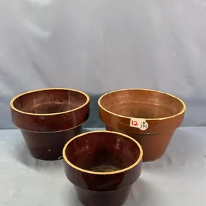(3) SHILLING CROCKS