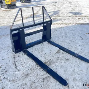 4' Skid Steer Forks w/ Backplate (SAII100)
 UNRESERVED