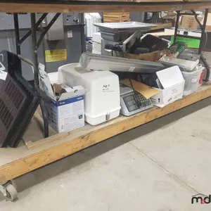 Table Bottom of Printer, Signs, Scale & Misc (Table Botton Not Included)
 UNRESERVED
