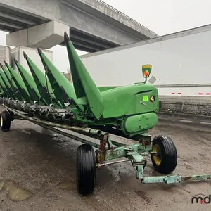 2011 John Deere 608CC Corn Header w/ Transporter
 UNRESERVED