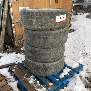 285/45R22 Toyo Open Country Tires
 UNRESERVED