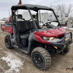 2017 Can-Am Defender 8FHB UTV