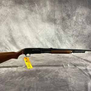 Remington  Model 141, 35 REM Pump Action Rifle, SN: 76809, (Neenah, WI)