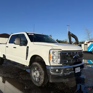 2023 Ford F350 XLT Crew Cab Pickup Truck
 UNRESERVED