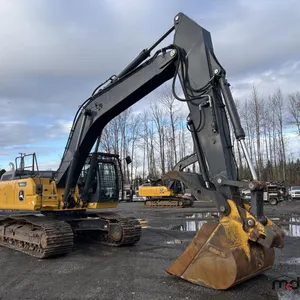 2022 John Deere 350 GLC Hydraulic Excavator
 UNRESERVED