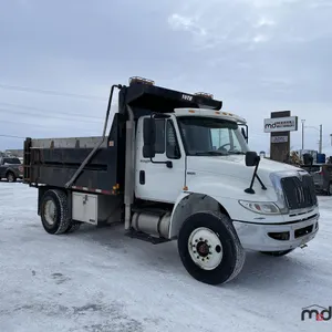 2013 International S/A Dump Truck
 UNRESERVED