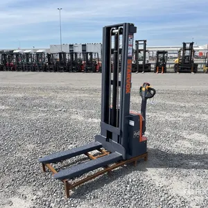 2025 STARVOX CDD15 1500 kg Electric Stacker (Unused)