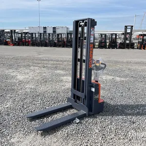 2025 STARVOX CDD15 1500 kg Electric Stacker (Unused)