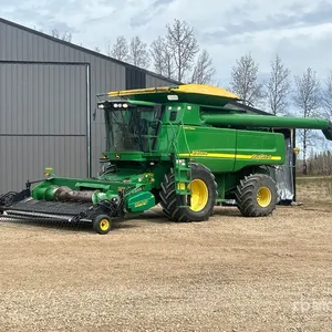 2006 John Deere 9760 STS Combine Harvester