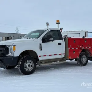 2017 Ford F-250 4x4 Utility Truck