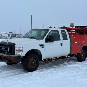 2010 Ford F-350 4x4 Extended Cab Utility Truck