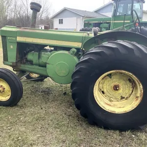 JOHN DEERE R TRACTOR