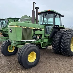 1980 JOHN DEERE 4640 2WD TRACTOR
