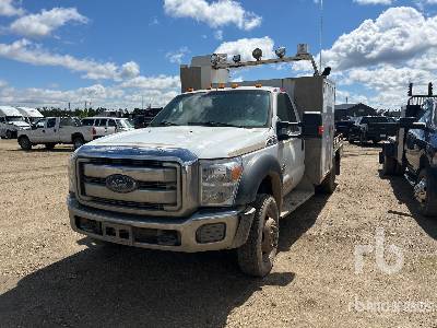 2016 Ford F-550 XLT 4x4 Utility Truck (Inoperable)