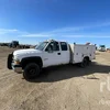 2002 Chevrolet Silverado 3500 4x4 Extended Cab Utility Truck (Inoperable)