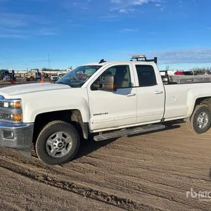 2018 Chevrolet Silverado 2500HD 4x4 Extended Cab Pickup